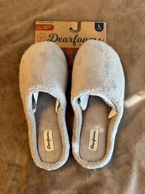 NWT Dearfoams Slip-On Memory Foam Slippers grey size large 9-10